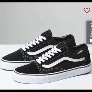 Vans Old Skool Shoes blk/white Mens Size 10 nwt in box