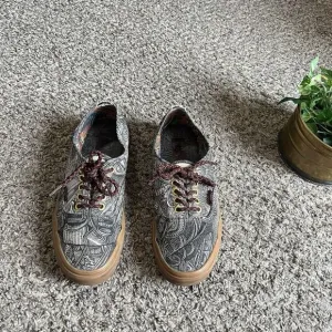 Vans Shoes Mens 8 Zio Ziegler Art Gallery Geometric Tribal 721277 Low Top Gum