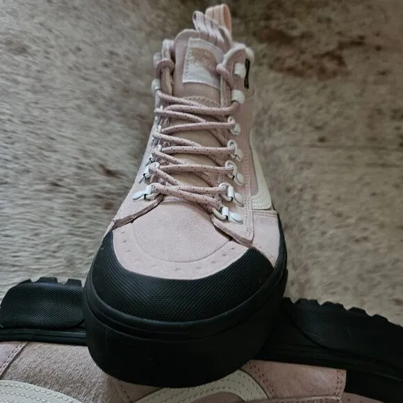VANS SK8-Hi DR MTE-2 Waterproof Sneakers Shoes Pink Women's Size 8.5 NEW