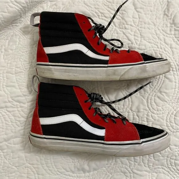 VANS Sk8-Hi Red and Black High Top Sneaker Men’s Size 7.5 Women’s Size 9