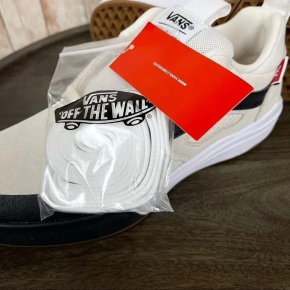 Vans UltraRange Pro Tyson Peterson (Marshmallow/Black) Shoe Size 8.5 Women