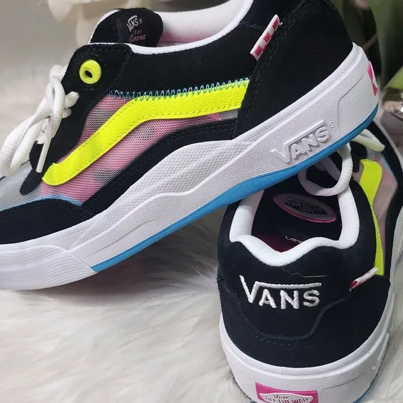 Vans Wayvee Low Top Suede Skate Shoes in Neon Rave Black Mens10 New