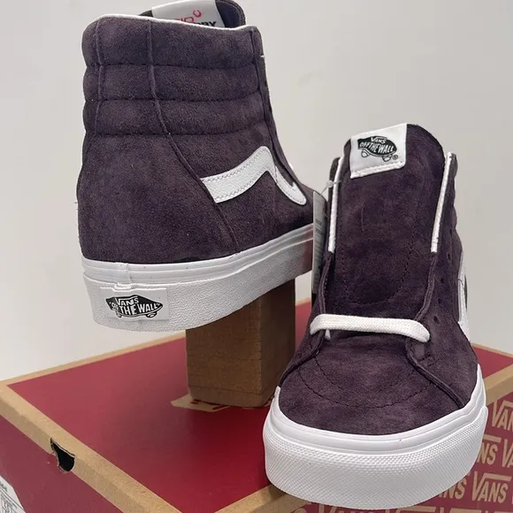 Vans WMNS High-Top Sneakers - Purple and White Sk8-HiPig Suede Wine Tasting