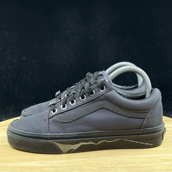 Vans x Harry Potter Deathly Hallows Wmns size 6.5 Old Skool 500714 Sneakers