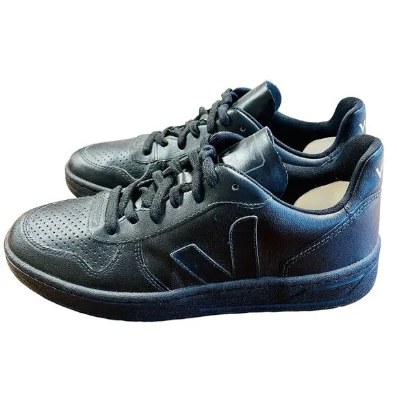 VEJA V-10 Black Leather Sneakers Shoes Lace Up Low Top Sz US 10 UK 8 EU 41