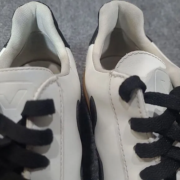 Veja V-12 Leather Low Top Sneakers Shoes White / Black Mens EUR 41 US 8‎