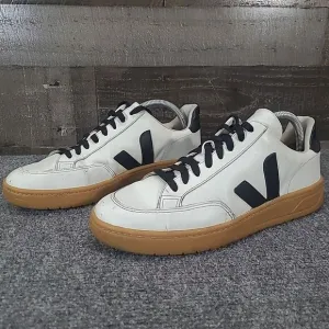 Veja V-12 Leather Low Top Sneakers Shoes White / Black Mens EUR 41 US 8‎
