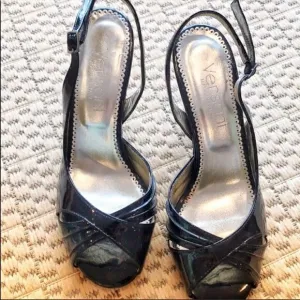 Versani Italian shoes size 7, leather. New.