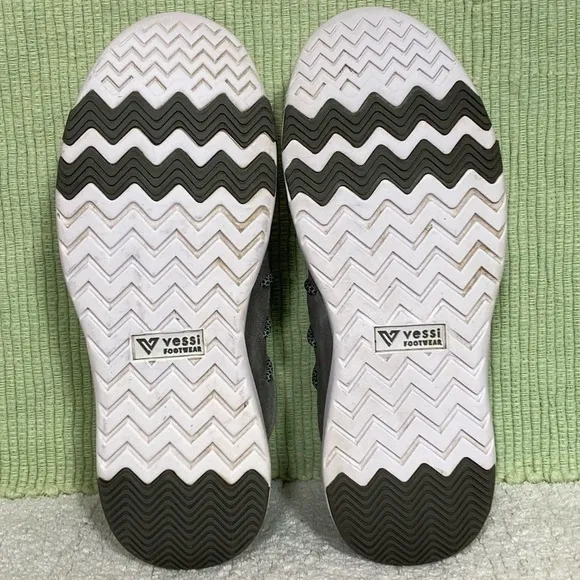 Vessi Cityscape Mens Grey Knit Classic Waterproof Lighweight Vegan Shoes SZ US 9