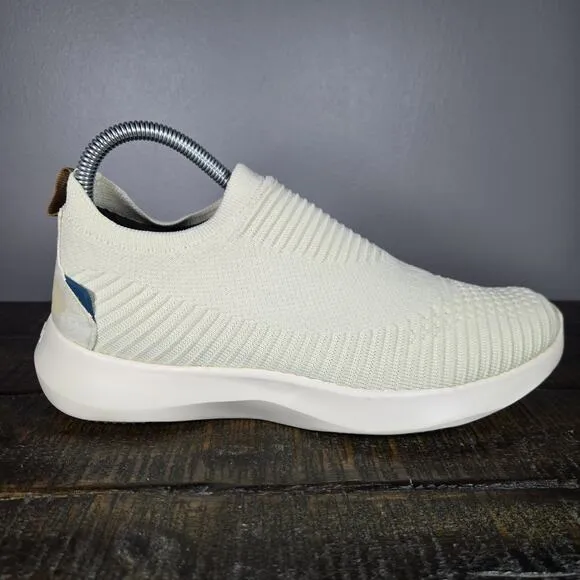 Vessi Everyday Move Slip On Womens Size 8 Waterproof Shoes Sneakers Linen Beige