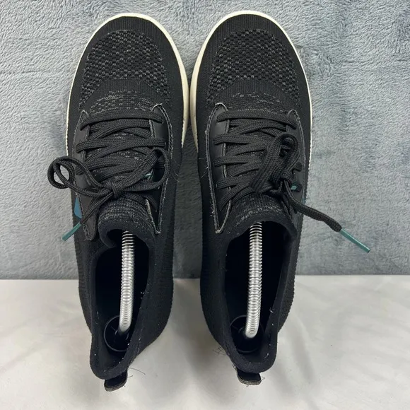 Vessi Weekend Sneaker Mens Size 10 Womens Size 11 Waterproof Shoes Black White