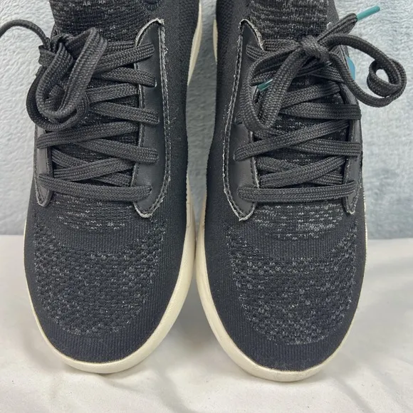 Vessi Weekend Sneaker Mens Size 10 Womens Size 11 Waterproof Shoes Black White