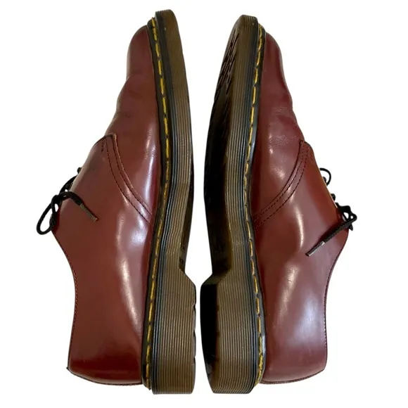 Vintage 60s The Original DR MARTENS 1461 3-Eye Oxford Lace-Up Shoes