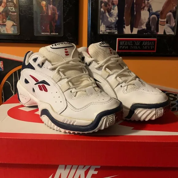 Vintage 90s Reebok Low top Shoes