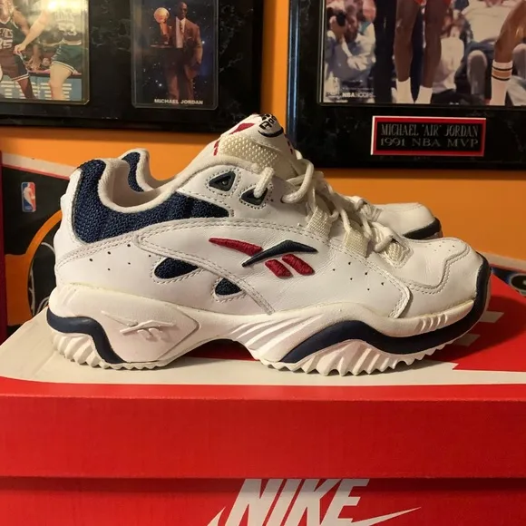 Vintage 90s Reebok Low top Shoes