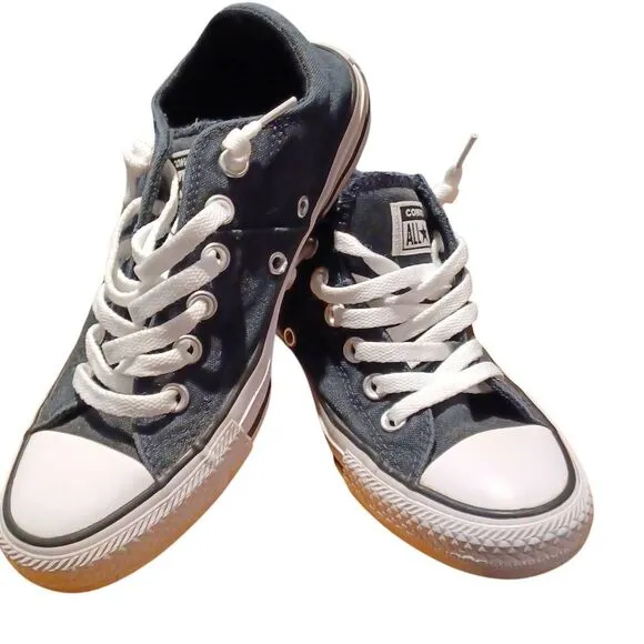 Vintage Converse All-Star Chuck Taylor Low-tops