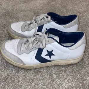 Vintage Converse All Star‎ Low Top Basketball Shoes Men’s Size 10
