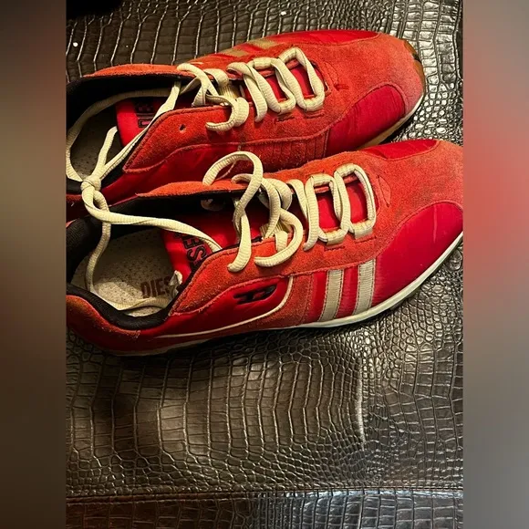 Vintage Diesel PSYKE Low Top Sneakers Avant-Garde Y2K Style Sz 44 US 10.5 Red