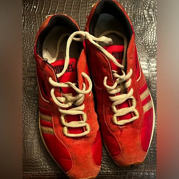 Vintage Diesel PSYKE Low Top Sneakers Avant-Garde Y2K Style Sz 44 US 10.5 Red