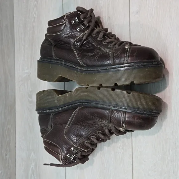 Vintage Dr.Martens Mens 9010 High Top Leather Chunky Platform shoes sz 10