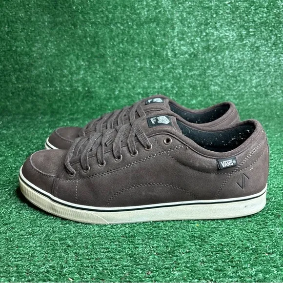 Vintage Vans Dollin Low Top Fat Tongue Skateboard Shoes Brown Mens Size 12