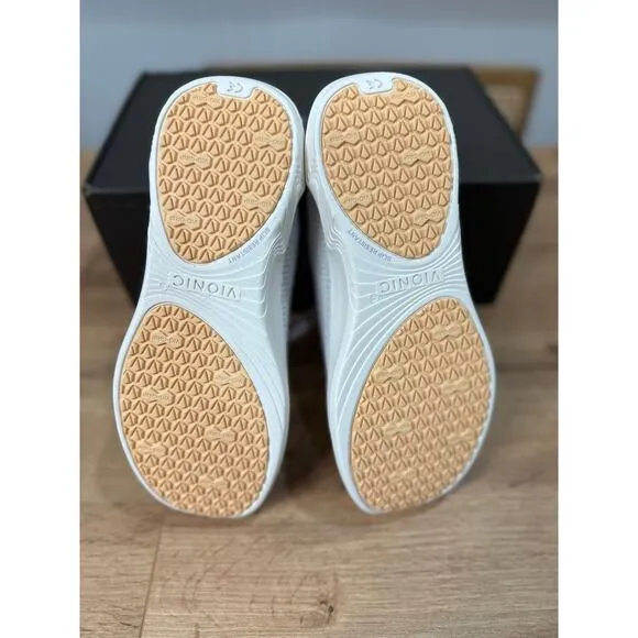 Vionic Arrival Sneakers Mist Knit Mesh Size 6.5 NIB Supportive Comfy for Travel
