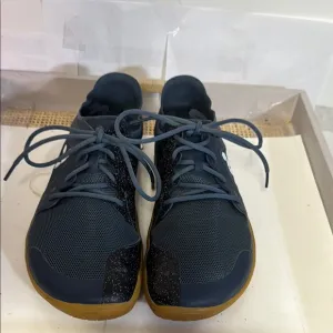 Vivo Barefoot Black Athletic Shoes Minimalist Design size 41