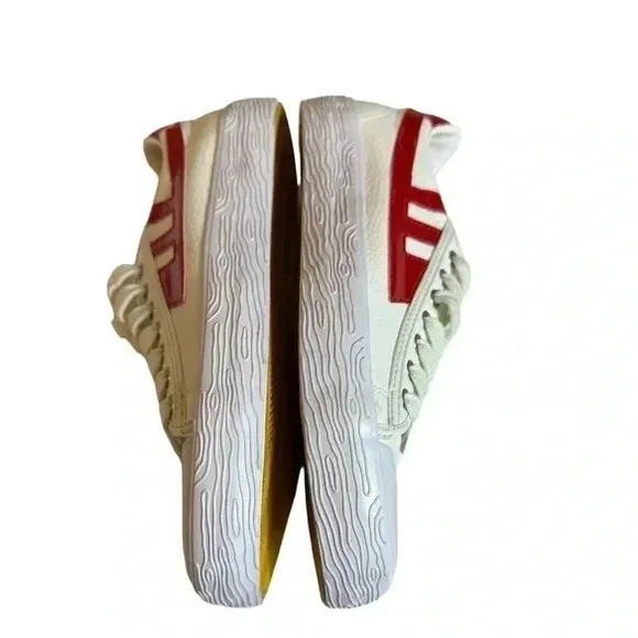When Smoke Clears Mens White Red Size 7