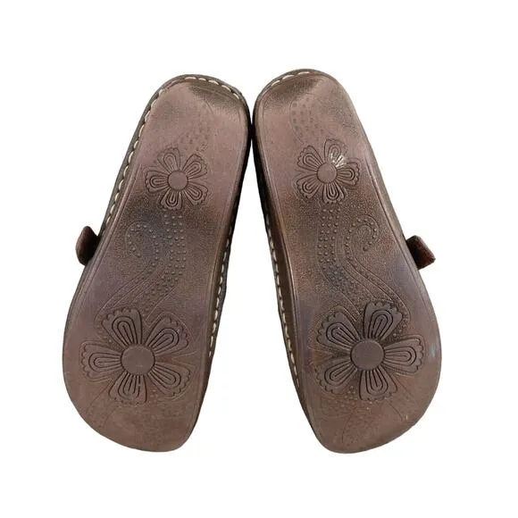 White Mountain Shoes Womens 8 Mary Jane Comfort Platform Leather Floral Fashion