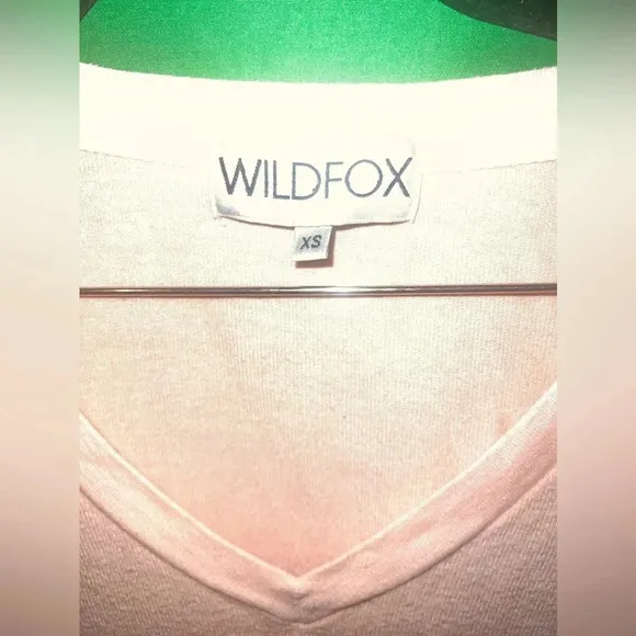 WildFox Fuzzy Sweater size XS