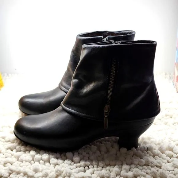 WOLKY ANKLE BOOTIES HANDCRAFTED SIZE 41