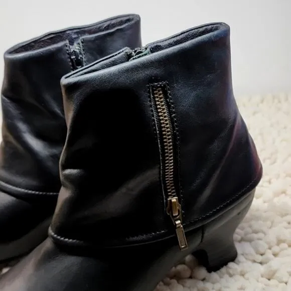 WOLKY ANKLE BOOTIES HANDCRAFTED SIZE 41