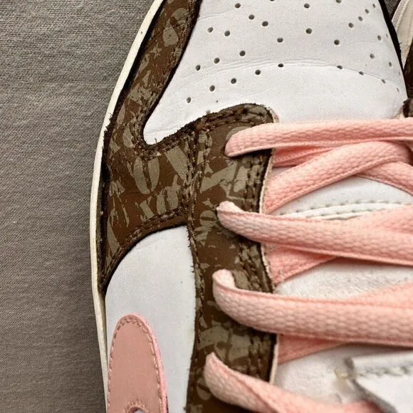 Womens 7.5 / 6Y Nike Dunk Low XOXO Shoes Dark Khaki Bubblegum Pink 2006