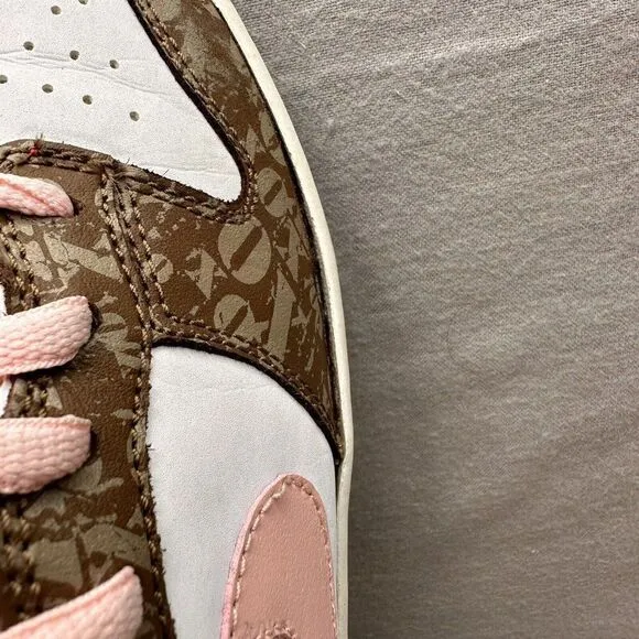 Womens 7.5 / 6Y Nike Dunk Low XOXO Shoes Dark Khaki Bubblegum Pink 2006