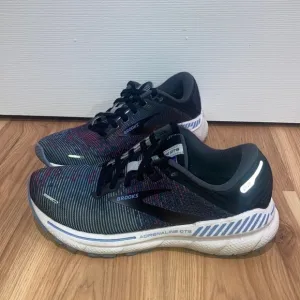 Women’s Brooks Adrenaline GTS 22