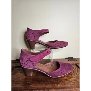 Women's Easy Spirit CINDIE Size 9.5 Red NU