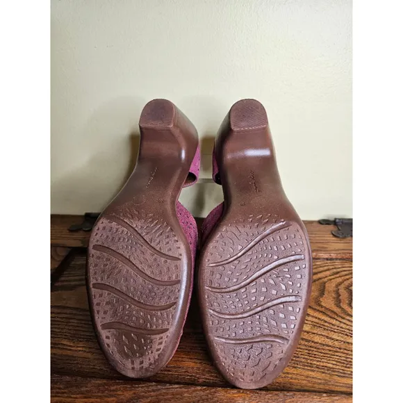 Women's Easy Spirit CINDIE Size 9.5 Red NU