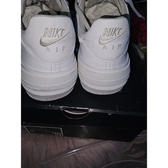 Womens Nike Air Force 1 Low Sneakers White