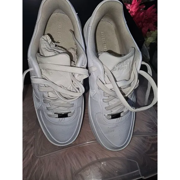 Womens Nike Air Force 1 Low Sneakers White