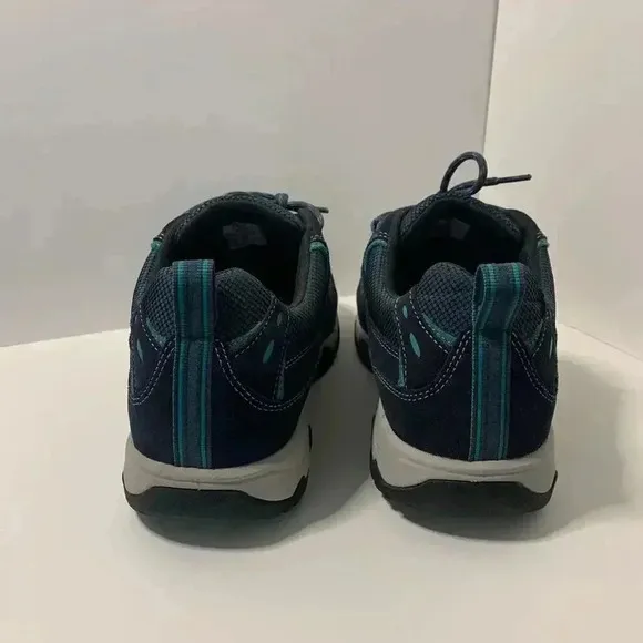 Women's Trail Model 4 Hiking Shoes Size 11