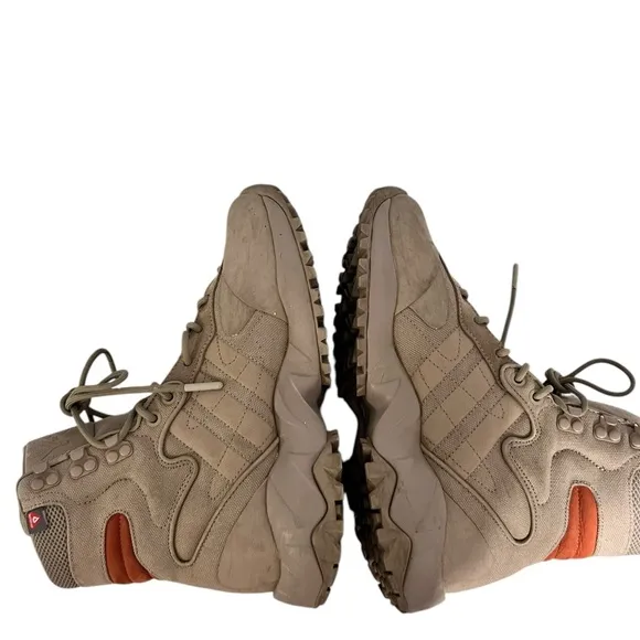 Y-3 Men's Tan High-Top Sneakers