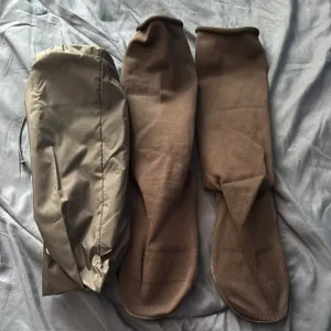 Yeezy POD Compression Sock Shoes and Gray Storage Bag