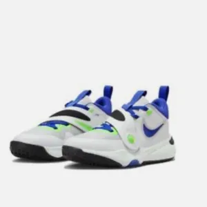 Youth Nike Team Hustle D11 Low Green Strike Racer Blue 2023