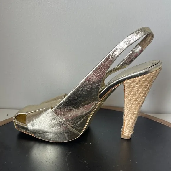 Yves Saint Laurent YSL Square Toe Gold Slingback High Heel Size 38 7.5 US
