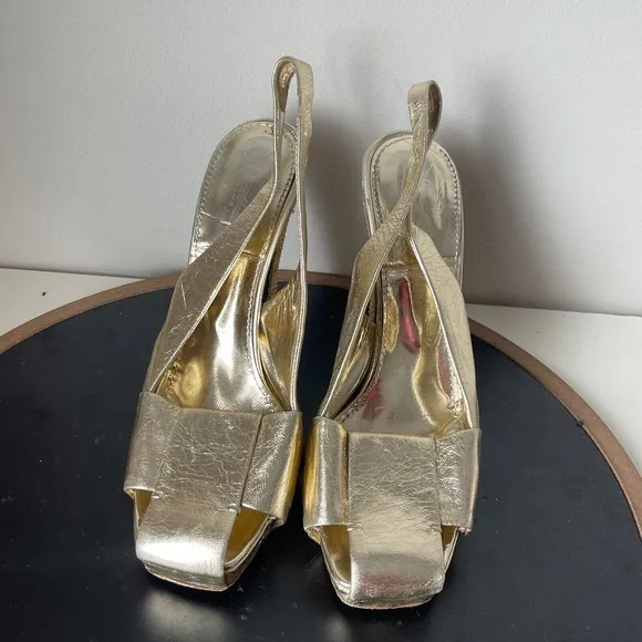 Yves Saint Laurent YSL Square Toe Gold Slingback High Heel Size 38 7.5 US