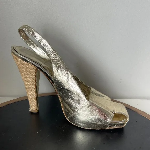 Yves Saint Laurent YSL Square Toe Gold Slingback High Heel Size 38 7.5 US