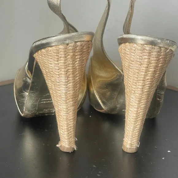 Yves Saint Laurent YSL Square Toe Gold Slingback High Heel Size 38 7.5 US