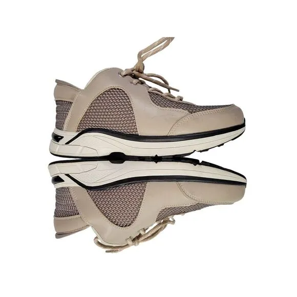 Zeba Hands Free Sneakers Men's 8‎ Beige Low Top Lace Up Activewear Shoes